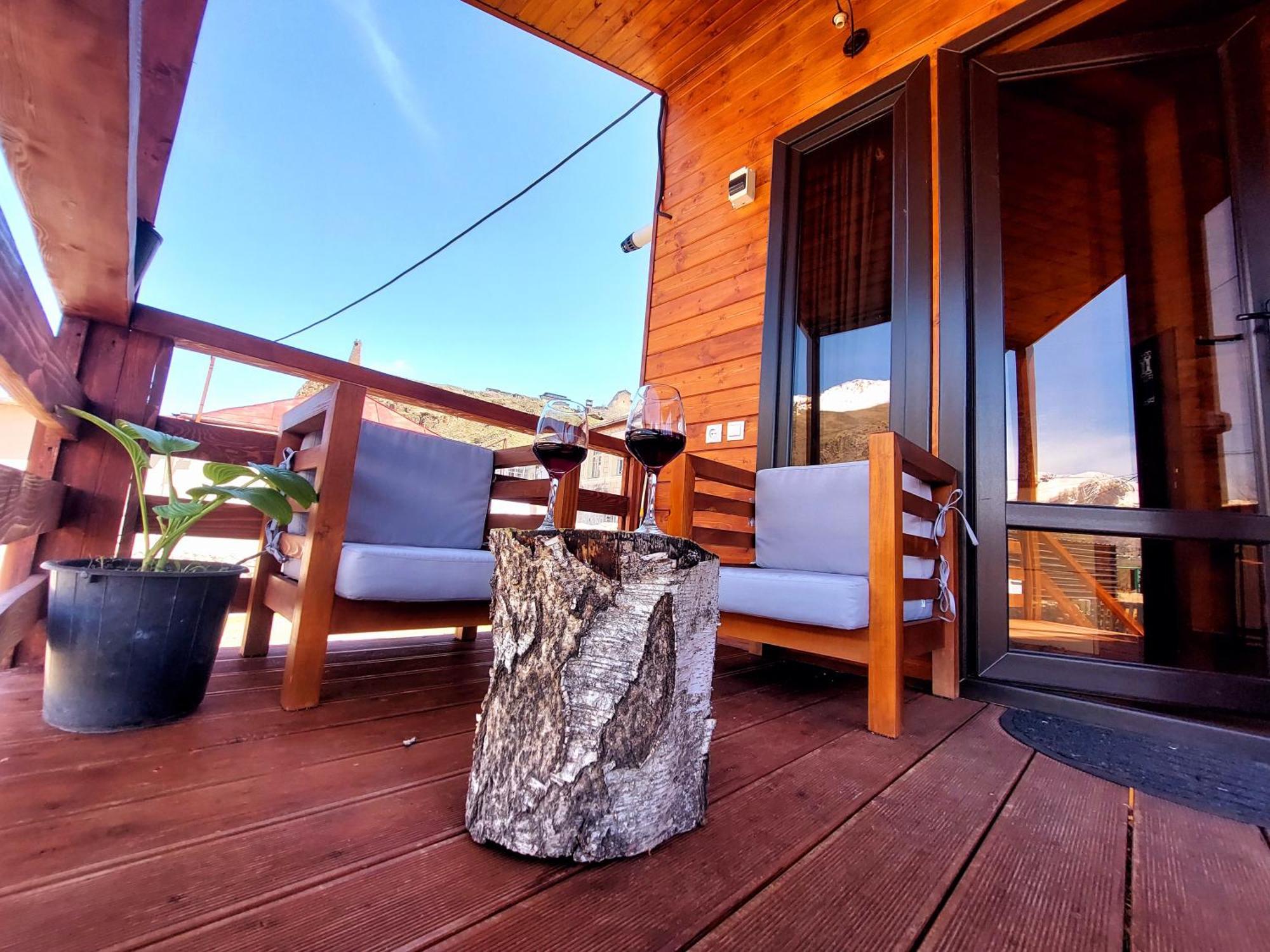Guesthouse And Cottage Nicolo كازباجي المظهر الخارجي الصورة